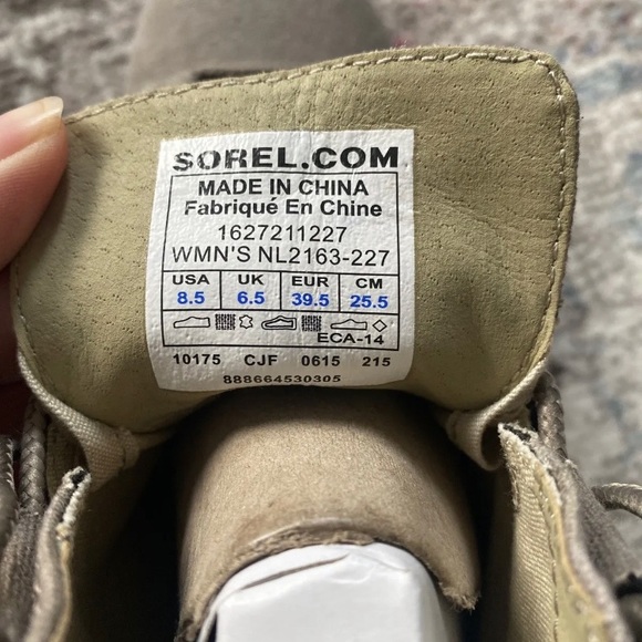 Sorel Boots NWOB Size 8.5 - Picture 6 of 6